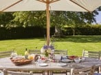 Eating al fresco
